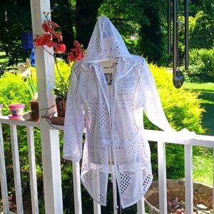 NWT COVER-UP RAPZ White Crochet w Hood S/M